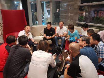 让中国企业家更有眼界——名人堂创始人李厚德率领企业家学员游学越南站