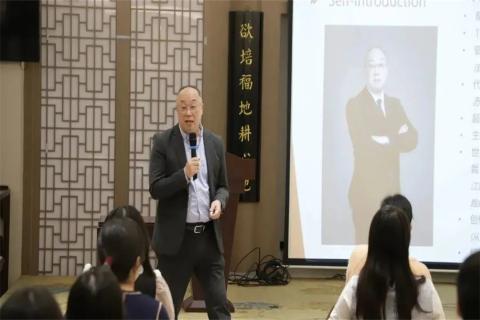 美在形体 赢在心态 | 名人堂11月员工培训圆满结束
