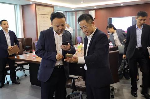 明光市市委书记被名人堂企业文化深深感动 | 深入沟通合作空间广阔