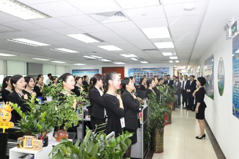 明光市市委书记被名人堂企业文化深深感动 | 深入沟通合作空间广阔